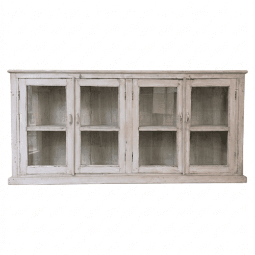 vaalea vitriinikaappi ovet kiinni